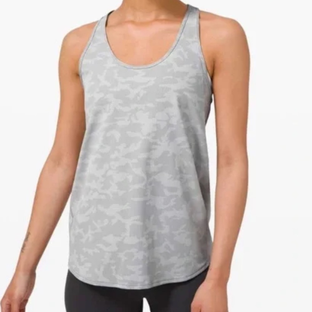 Lululemon 10 Camo Essential Tank Top